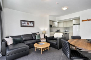 Lantern 1 Bedroom Balcony with sweeping view, Thredbo Village